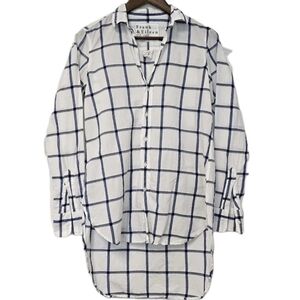 Frank & Eileen Grayson Blue White Window Pane Check Button Down Size Small